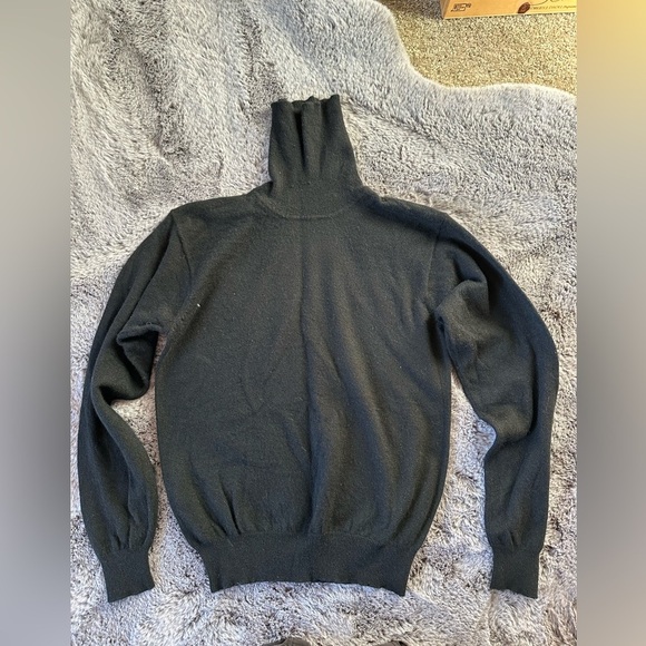 Valerie Stevens Two Ply Black Cashmere turtle neck Wool Sweater medium - Picture 3 of 11